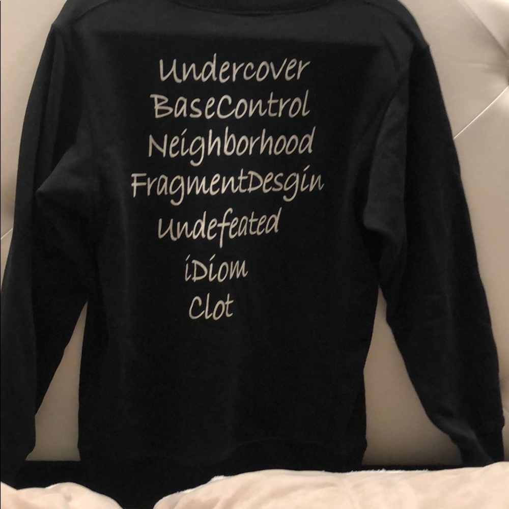 Sweater - Picture 2 of 2